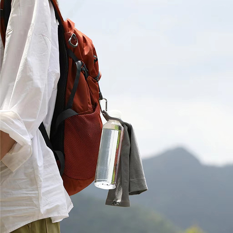 실리콘 스포츠 주전자 버클 야외 Carabiner 물병 - Camping Cooking Hanger 리뷰 및 가격